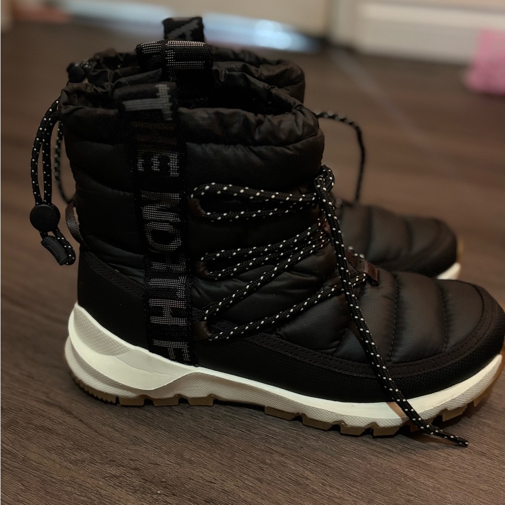 THE NORTH FACE Thermoball Lace-Up Waterproof